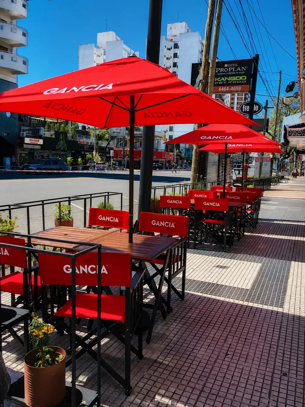 Fábrica de sombrillas personalizadas — terraza de bar Buenos Aires